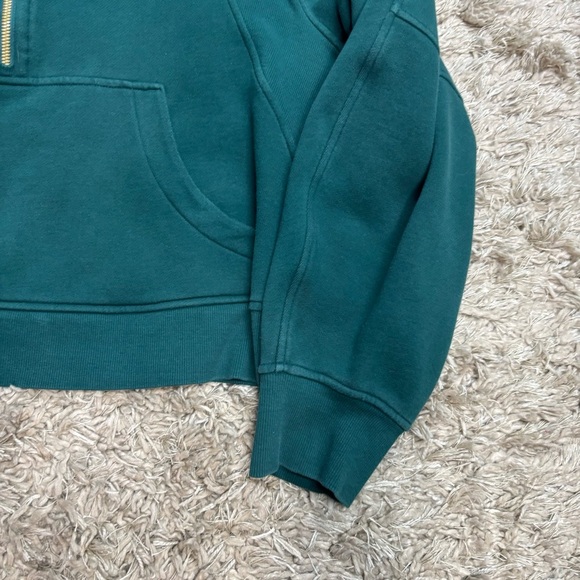 lululemon Scuba Teal Half-Zip Cropped Sweatshirt - Picture 3 of 9